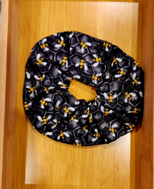 Bee Scrunchie