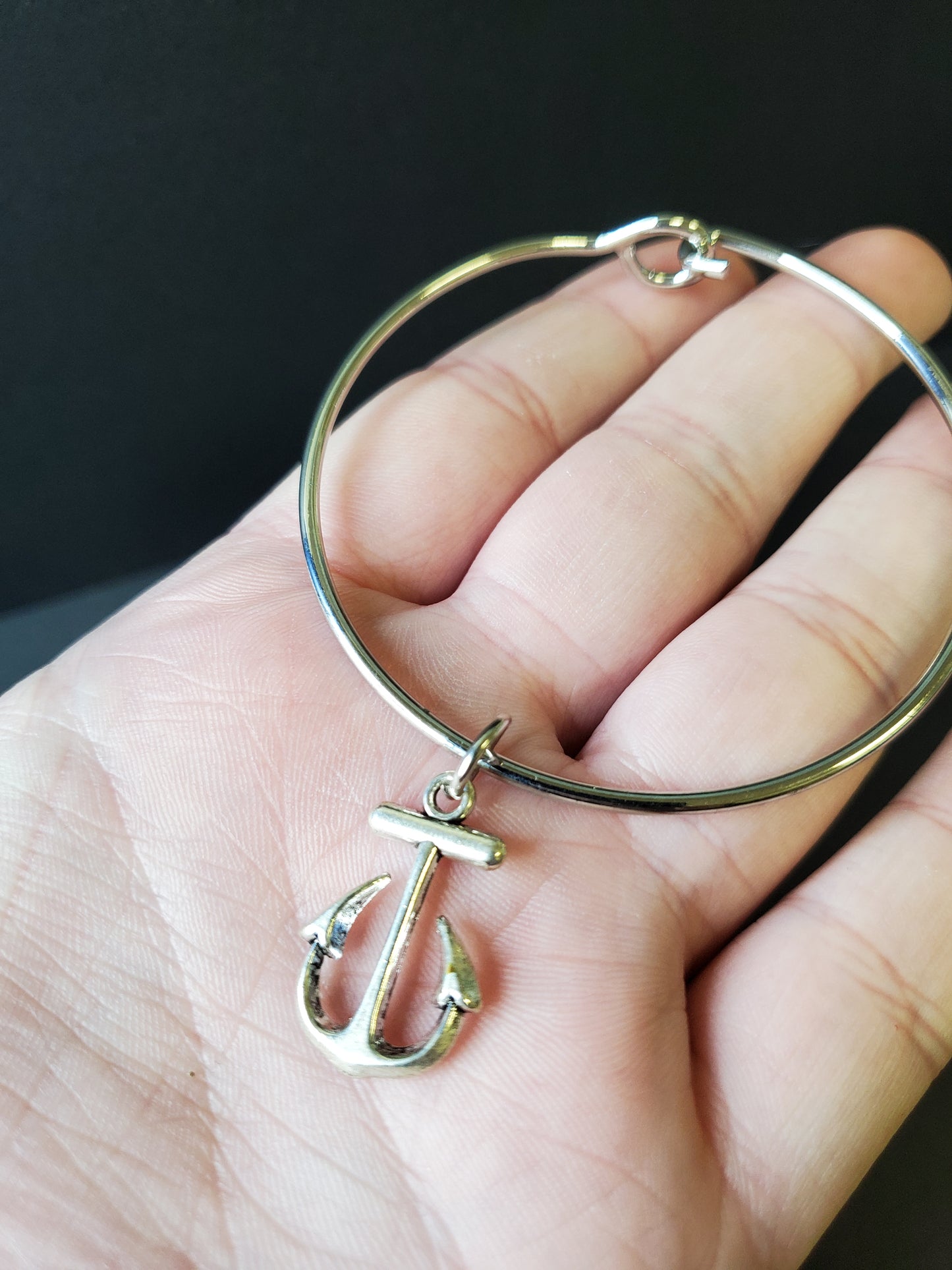 Anchor Bangle