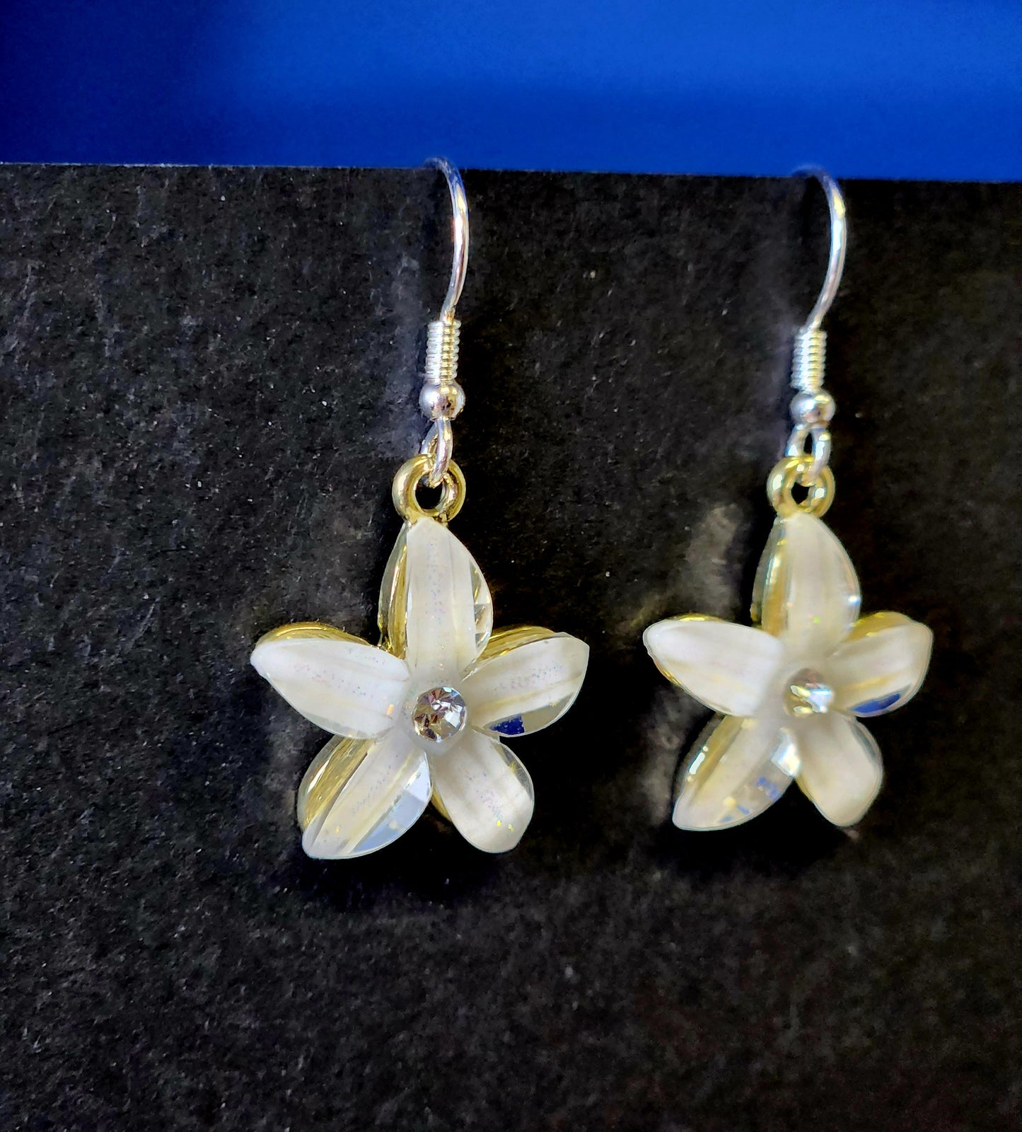 Lily Floral Earrings